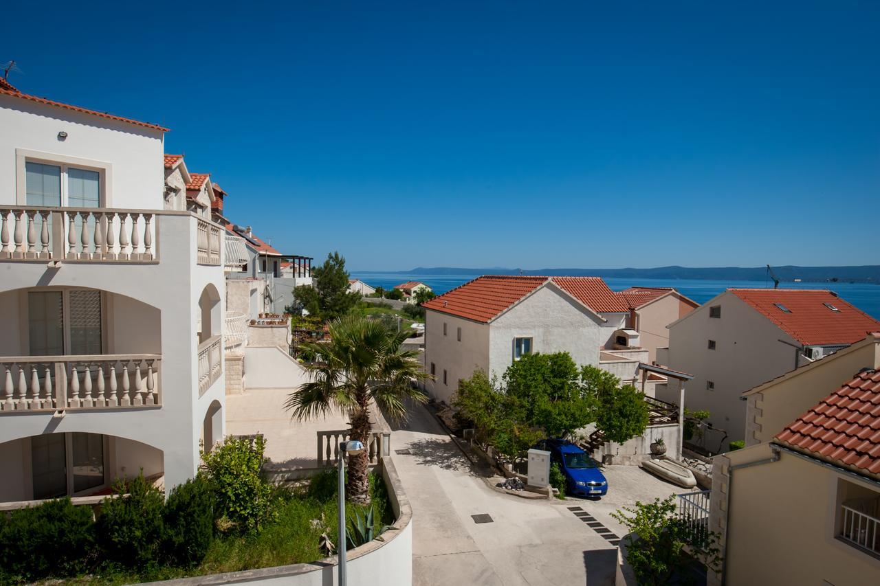 Vista Apartments Bol Bagian luar foto